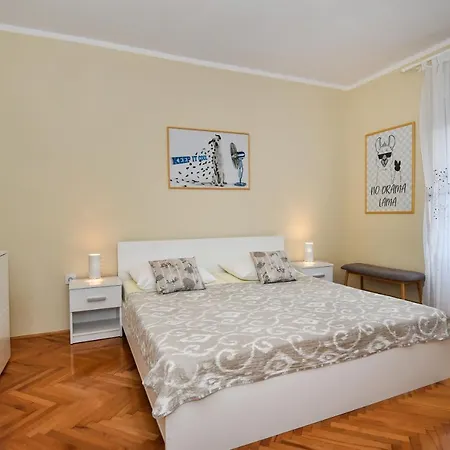 Apartment Sunny Side