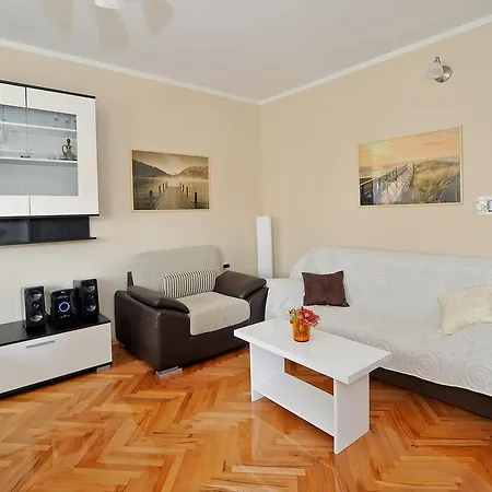 Sunny Side Apartmán